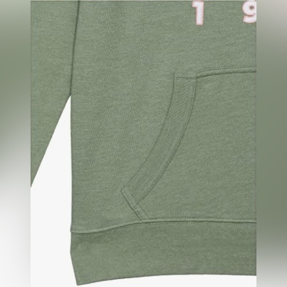 Aeropostale Green Sweater with Vintage Graphics Size L - Picture 4 of 13